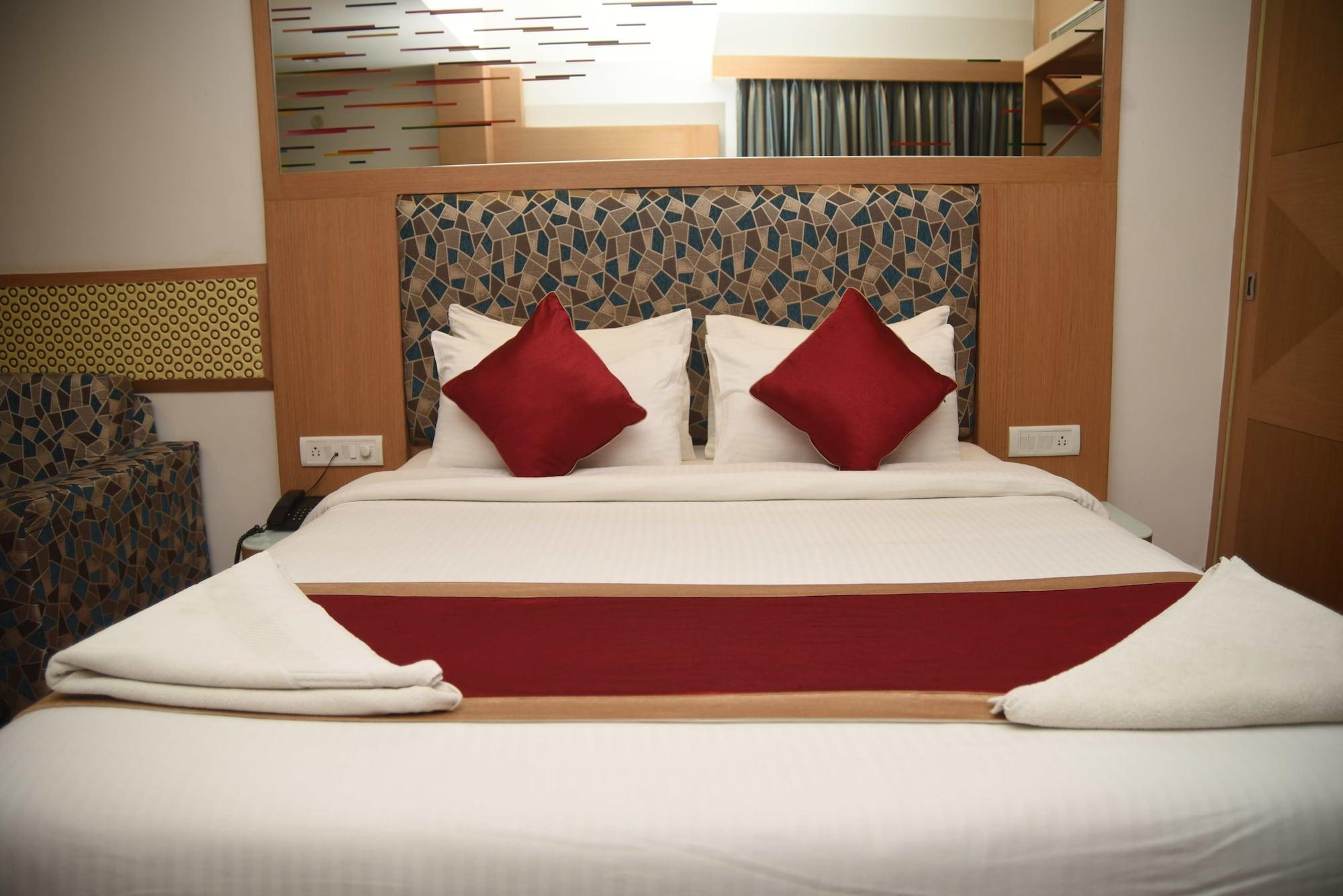Hotel Maurya Bengaluru Zewnętrze zdjęcie