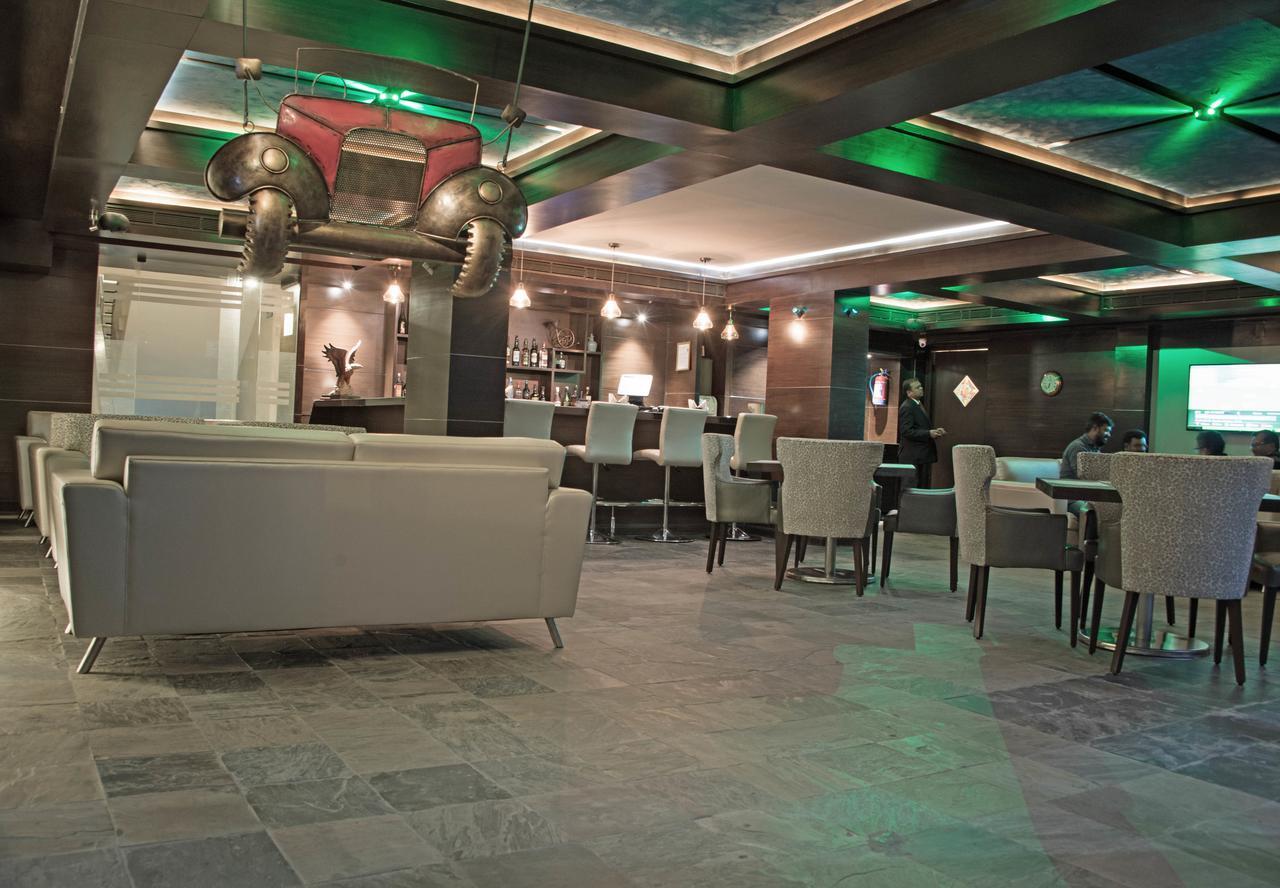 Hotel Maurya Bengaluru Zewnętrze zdjęcie