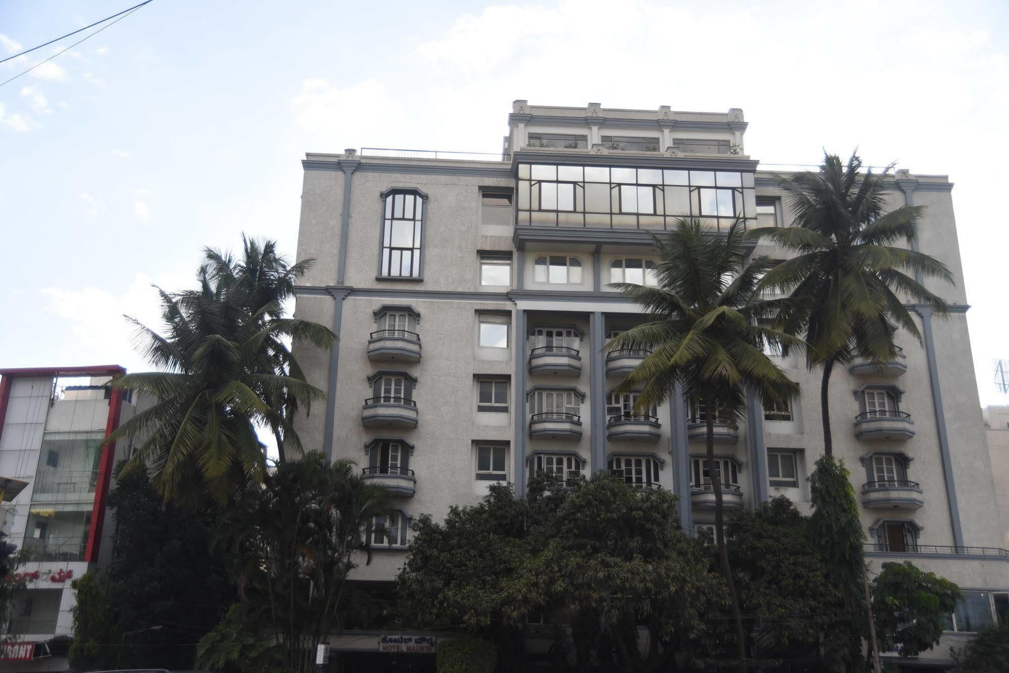Hotel Maurya Bengaluru Zewnętrze zdjęcie